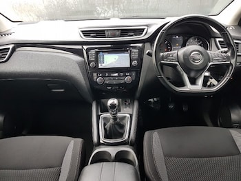 Used Nissan Qashqai 2018 for sale - 78973211: Photo