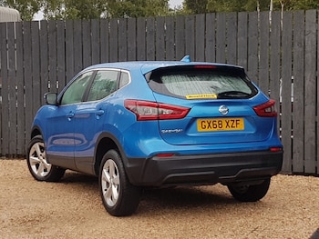 Used Nissan Qashqai 2018 for sale - 78973211: Photo