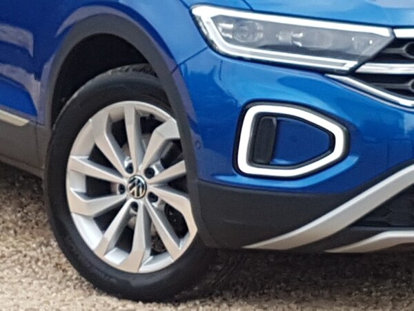 Used Volkswagen T-Roc 2022 for sale - 76221561: Photo 9