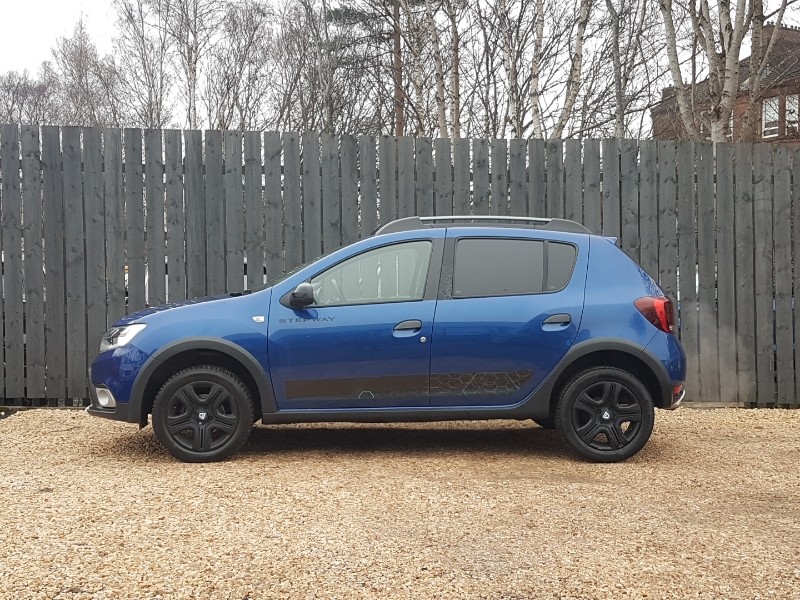 Used Dacia Sandero Stepway 2020 for sale - 77168967: Photo 4