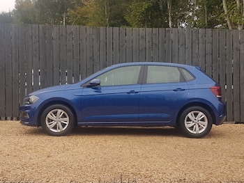 Used Volkswagen Polo 2019 for sale - 76160400: Photo