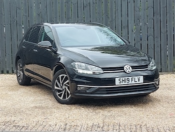 Used Volkswagen Golf 2019 for sale - 78327046: Photo