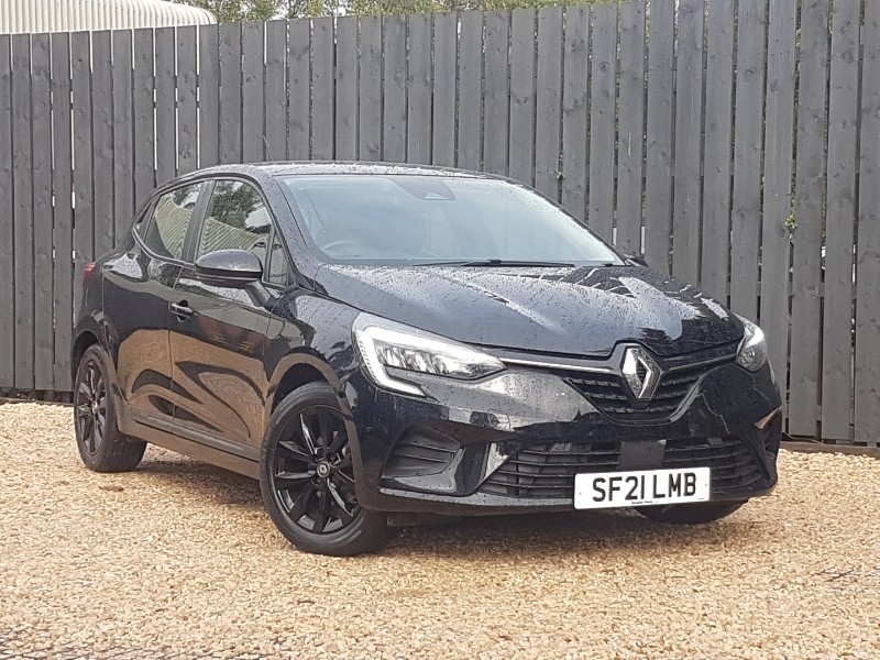 Used Renault Clio 2021 for sale - 76134732: Photo 1