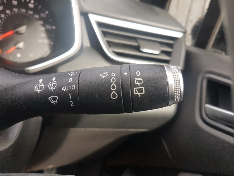 Used Renault Clio 2021 for sale - 76134732: Photo 17