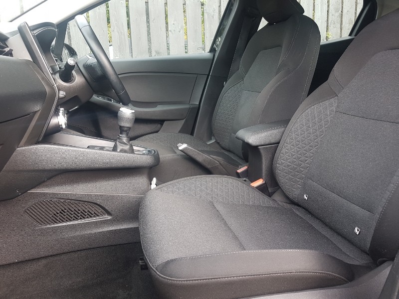 Used Renault Clio 2021 for sale - 76134732: Photo 5