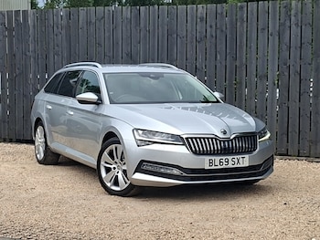 Used Skoda Superb 2019 for sale - 79505608: Photo
