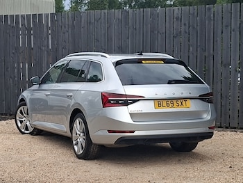 Used Skoda Superb 2019 for sale - 79505608: Photo