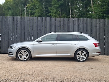 Used Skoda Superb 2019 for sale - 79505608: Photo
