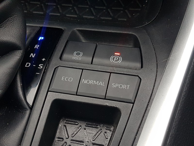 Used Toyota RAV4 2019 for sale - 76478477: Photo 17