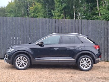 Used Volkswagen T-Roc 2025 for sale - 79768481: Photo
