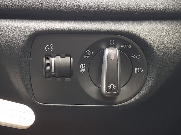 Used Audi Q3 2017 for sale - 74694056: Photo 11