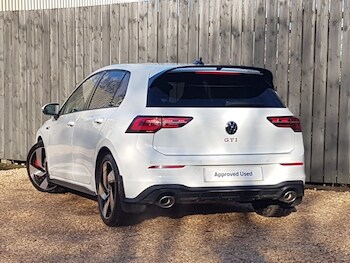 Used Volkswagen Golf 2023 for sale - 78489882: Photo