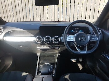 Used Mercedes-Benz GLB 2023 for sale - 77410112: Photo