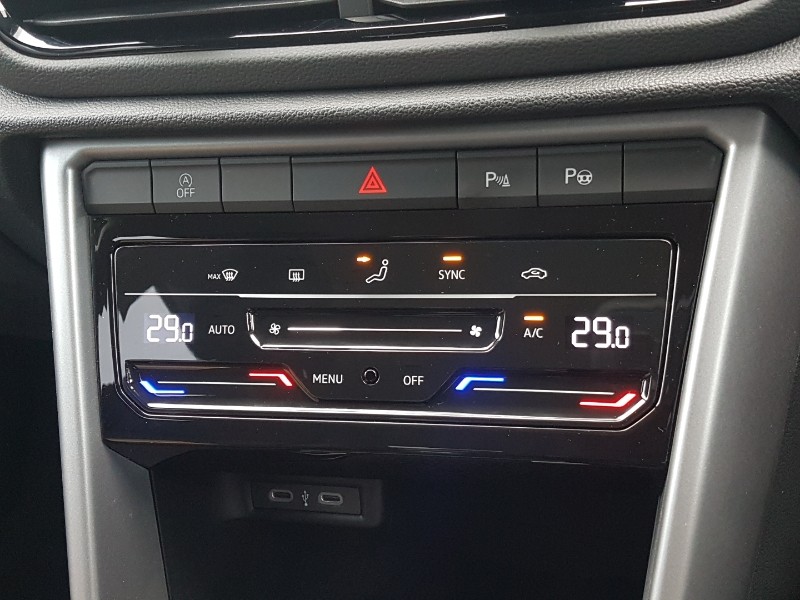 Used Volkswagen T-Roc 2025 for sale - 76795361: Photo 17