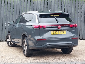 Used Volkswagen Touran 2025 for sale - 78642440: Photo