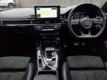 Used Audi A4 2021 for sale - 77605614: Photo