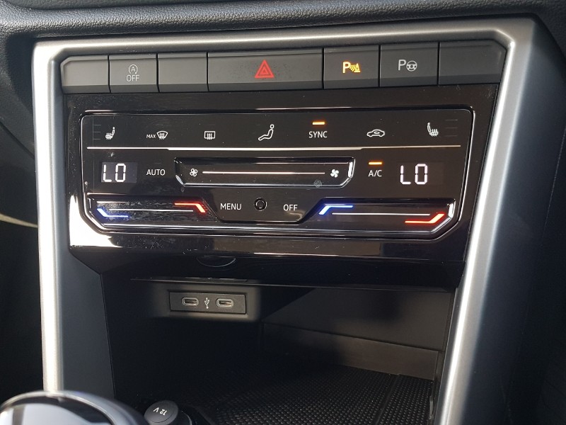 Used Volkswagen T-Roc 2023 for sale - 77956609: Photo 18