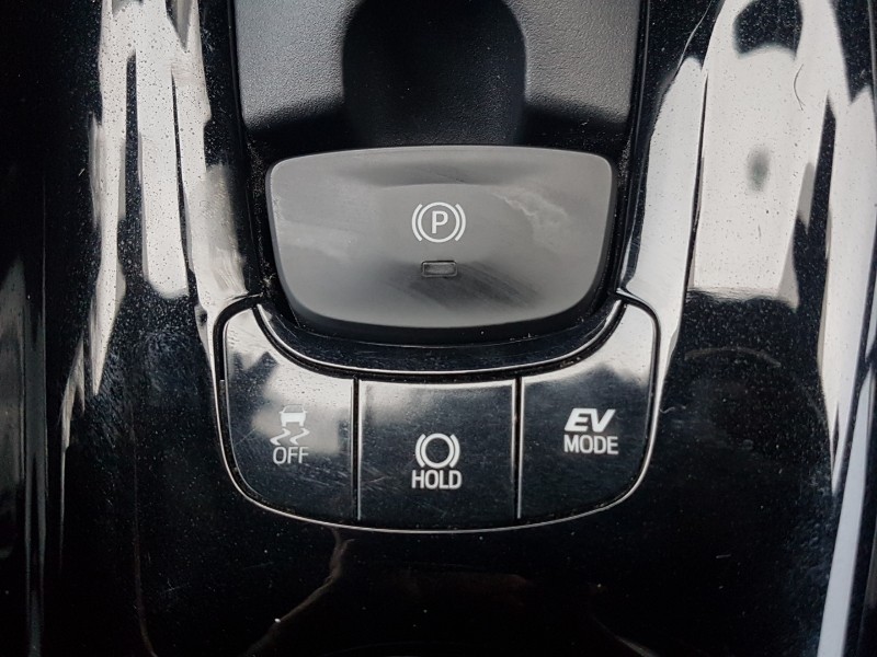 Used Toyota C-HR 2018 for sale - 76860322: Photo 17