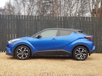 Used Toyota C-HR 2018 for sale - 76860322: Photo