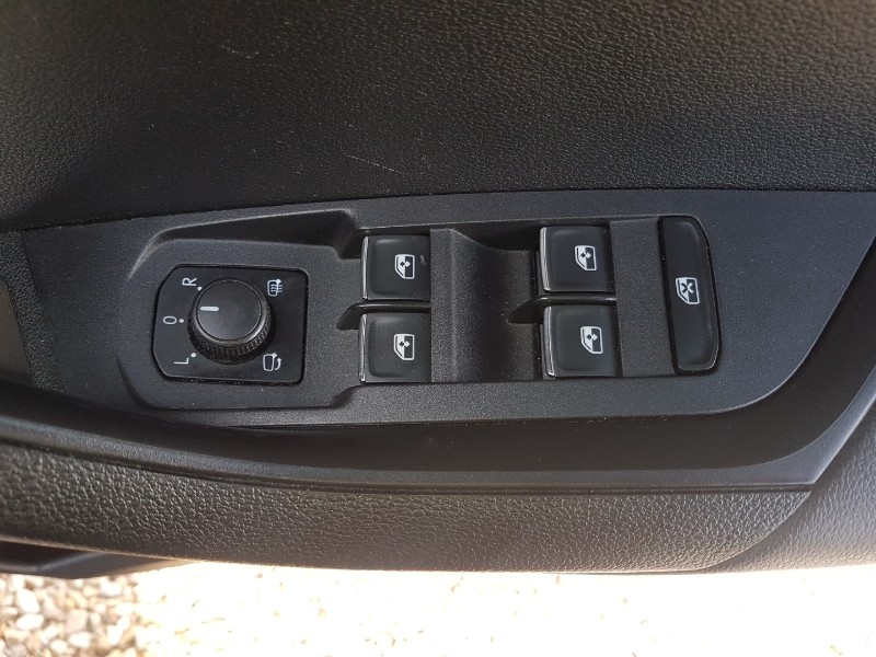 Used Skoda Karoq 2019 for sale - 76381730: Photo 16