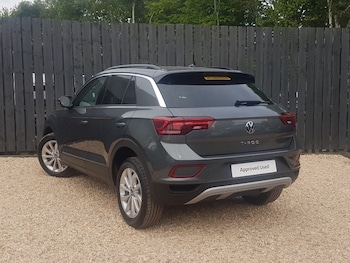 Used Volkswagen T-Roc 2025 for sale - 75259744: Photo
