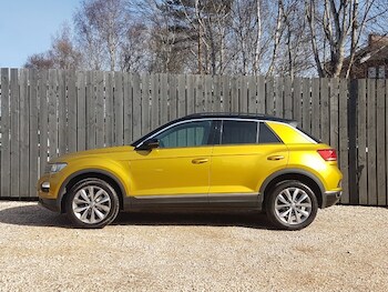 Used Volkswagen T-Roc 2020 for sale - 77948056: Photo