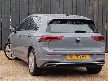 Used Volkswagen Golf 2021 for sale - 76055208: Photo 3