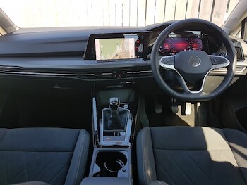 Used Volkswagen Golf 2024 for sale - 75290007: Photo