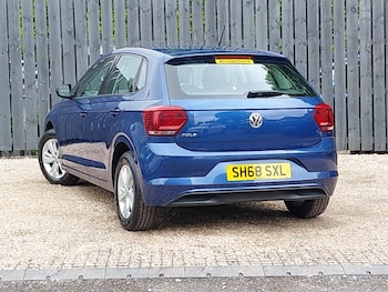 Used Volkswagen Polo 2018 for sale - 78642443: Photo