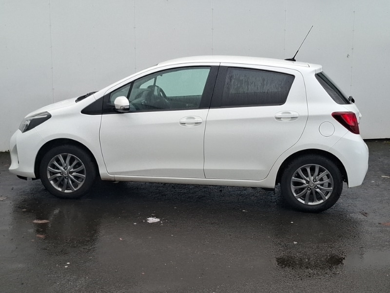 Used Toyota Yaris 2016 for sale - 76567239: Photo 4