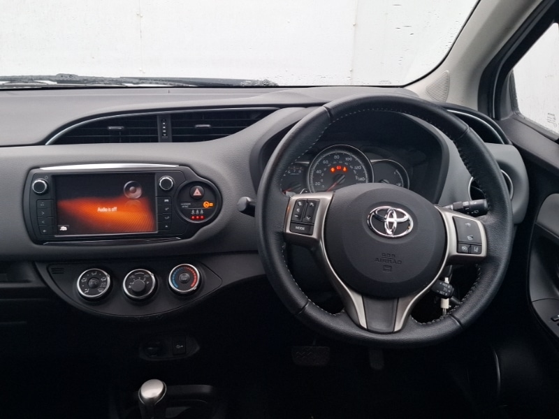 Used Toyota Yaris 2016 for sale - 76567239: Photo 7
