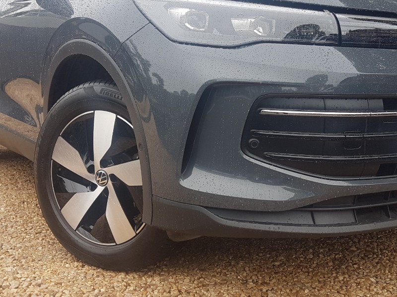 Used Volkswagen Tiguan 2024 for sale - 76108128: Photo 9