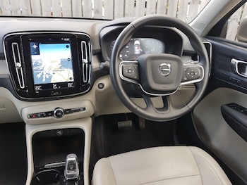 Used Volvo XC40 2020 for sale - 76451169: Photo