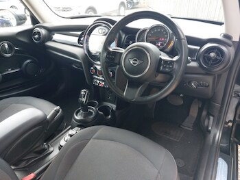 Used MINI Hatch 2023 for sale - 78585116: Photo