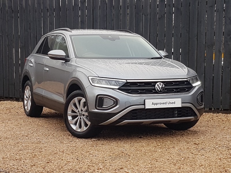 Used Volkswagen T-Roc 2025 for sale - 76875526: Photo 1