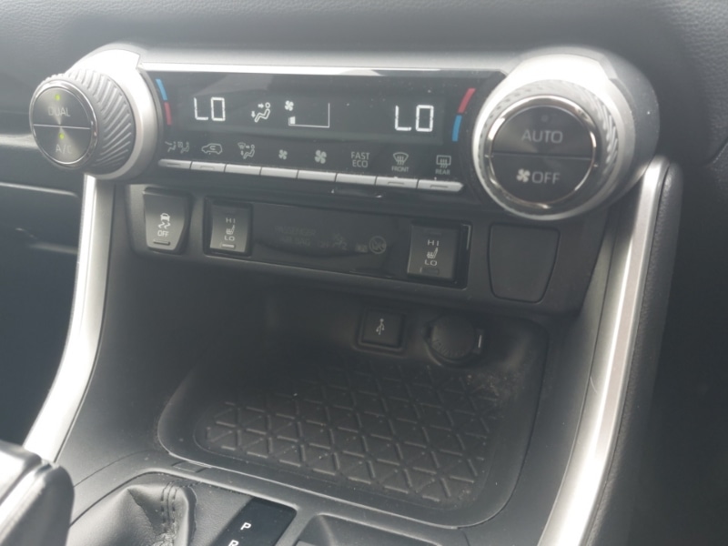 Used Toyota RAV4 2020 for sale - 78178551: Photo 18