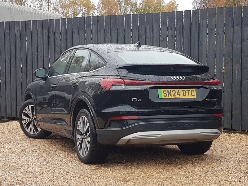 Used Audi Q4 e-tron 2024 for sale - 76478478: Photo 3