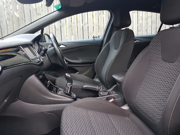 Used Vauxhall Astra 2017 for sale - 76314170: Photo 5