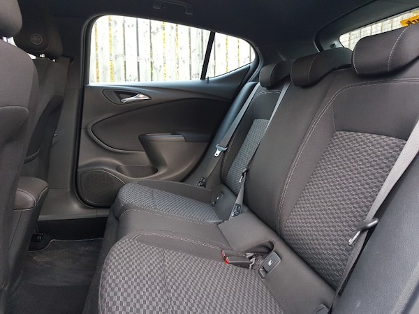Used Vauxhall Astra 2017 for sale - 76314170: Photo 6