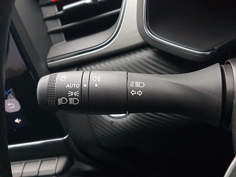 Used Renault Captur 2022 for sale - 77644904: Photo 11