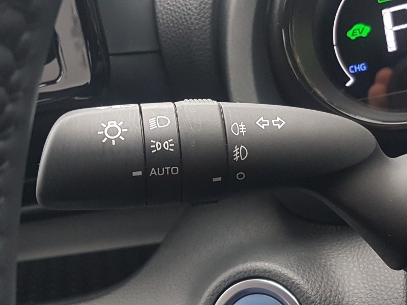 Used Mazda Mazda2 HYBRID 2023 for sale - 76335917: Photo 11