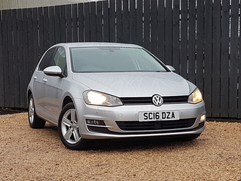 Used Volkswagen Golf 2016 for sale - 77114478: Photo 1