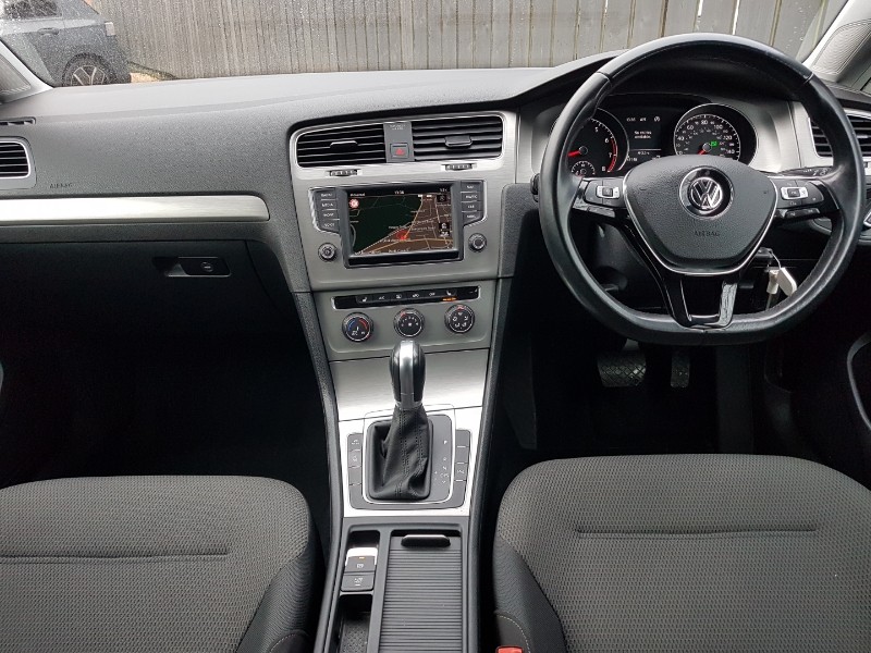 Used Volkswagen Golf 2016 for sale - 77114478: Photo 2