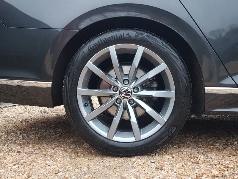 Used Volkswagen Passat 2023 for sale - 76911817: Photo 12