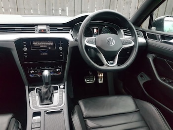 Used Volkswagen Passat 2023 for sale - 76911817: Photo
