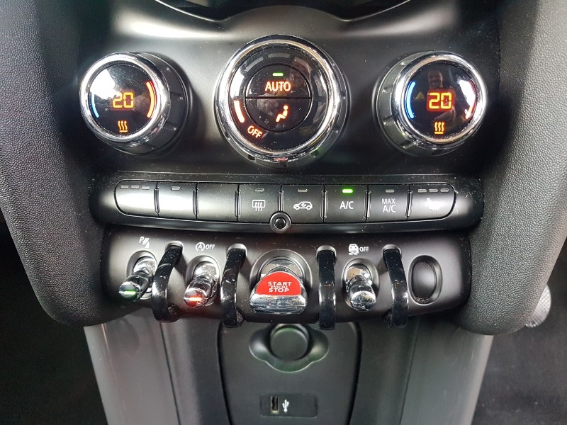 Used MINI Hatch 2019 for sale - 77034856: Photo 11