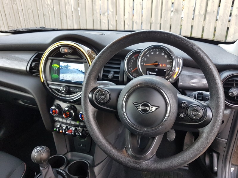 Used MINI Hatch 2019 for sale - 77034856: Photo 2