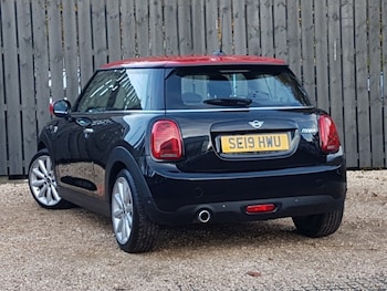 Used MINI Hatch 2019 for sale - 77034856: Photo