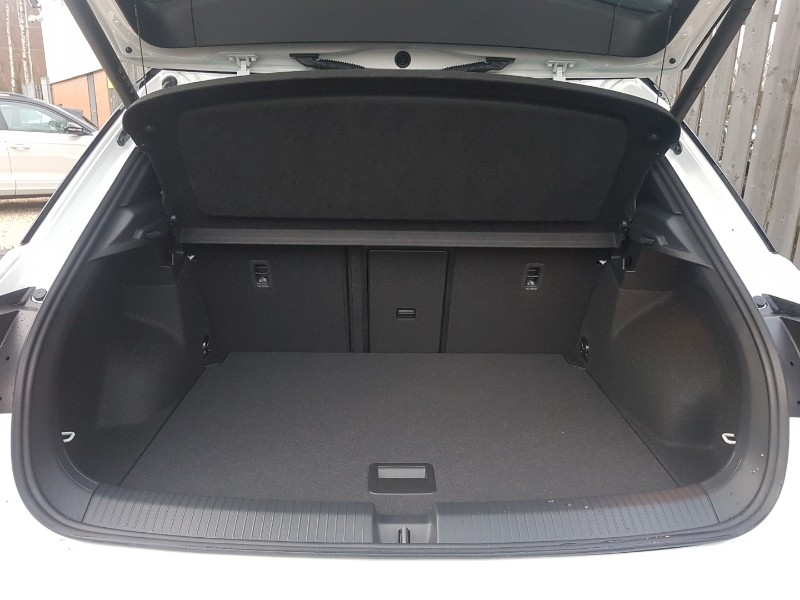 Used Volkswagen T-Roc 2025 for sale - 77453821: Photo 8