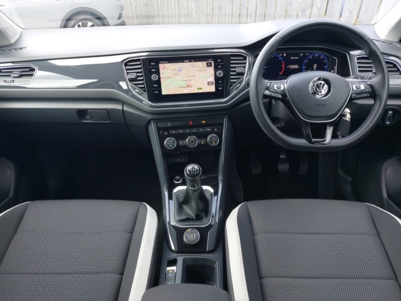 Used Volkswagen T-Roc 2019 for sale - 78178524: Photo 2